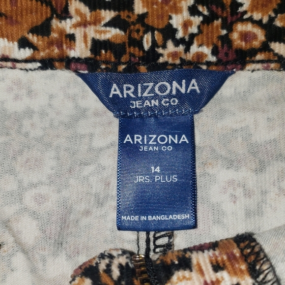 Arizona Jean Co| Floral Retro Corduroy Skirt with Zipper and Pockets - Picture 2 of 5